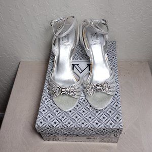 Shiny Silver Rhinestone Bow Heeled Sandals  NWOT